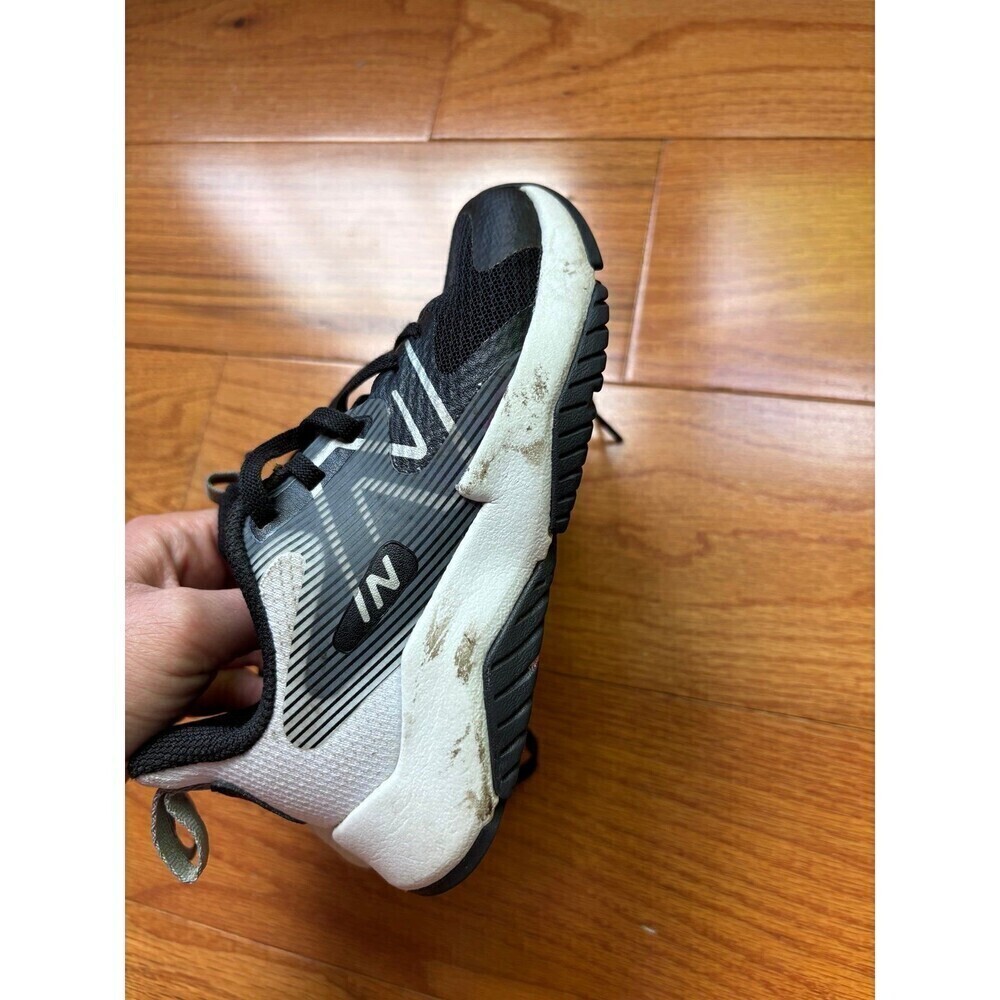 New Balance Sneakers Size 10.5W Wide Toddler Boy Black White Laces - Picture 2 of 7